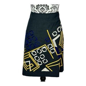 DKNY Stylish Geometric Patterned Skirt - Grey and Gold Size 10